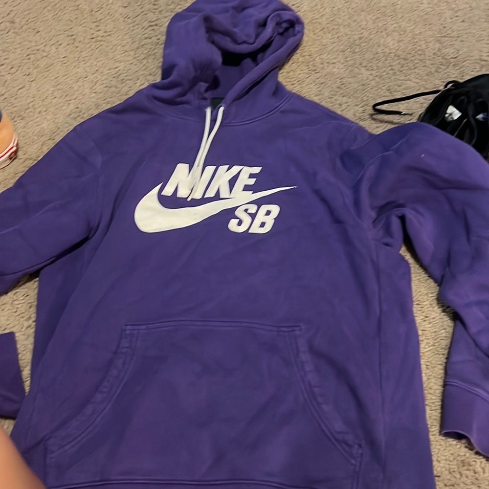 nike hoodie